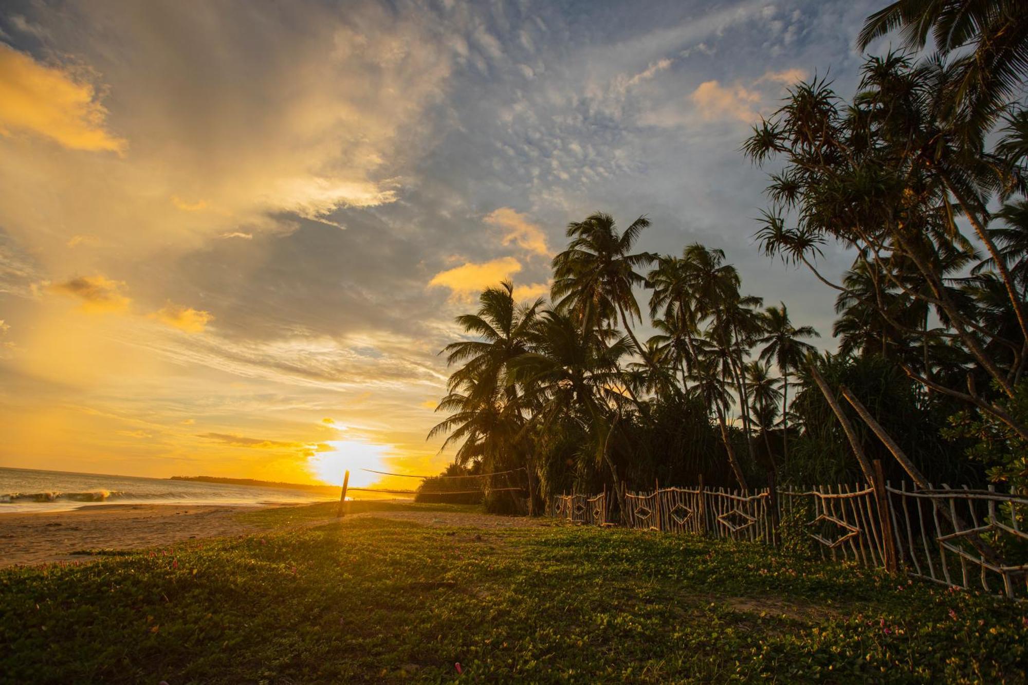 Helios Beach Resort Tangalle Exteriér fotografie